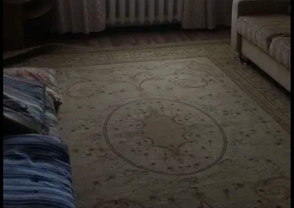 Продам большой ковер 2,5*3,5