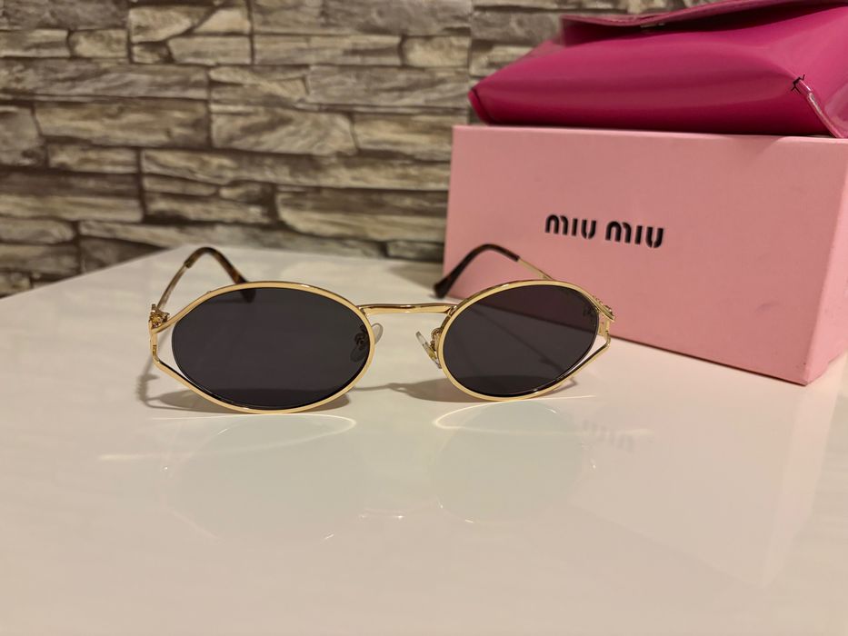 Дамски слънчеви очила Miu Miu