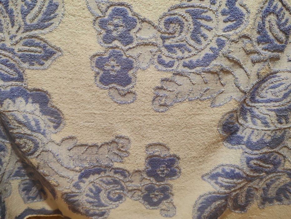 Продам полотенце махровое 145*70 см