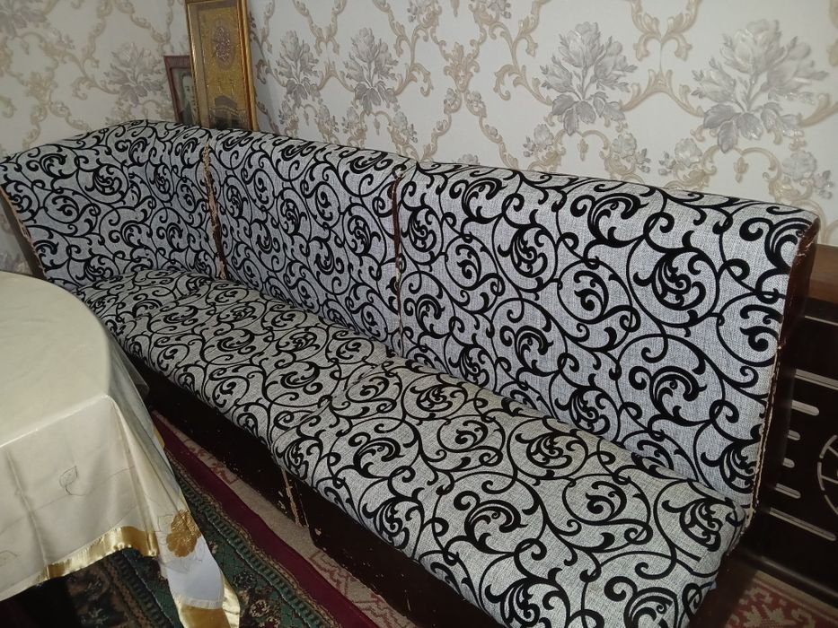 Продаётся угловой диван (уголок)