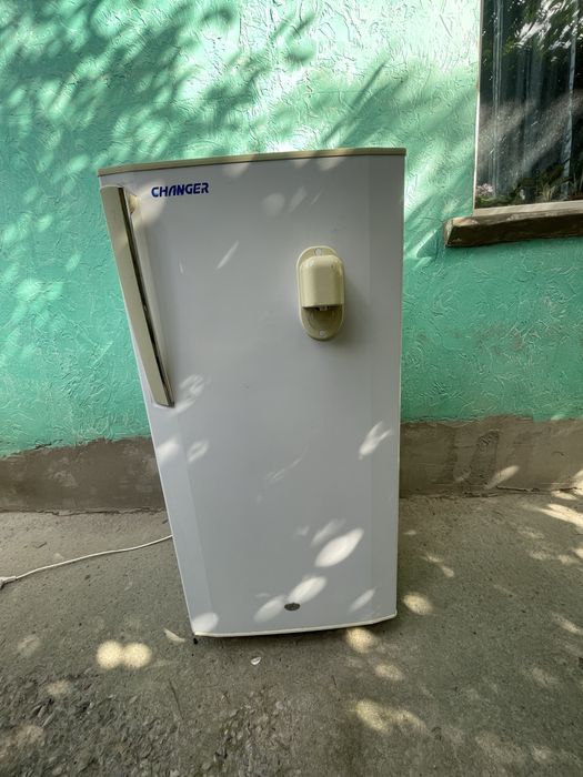 Продам срочно холодильник