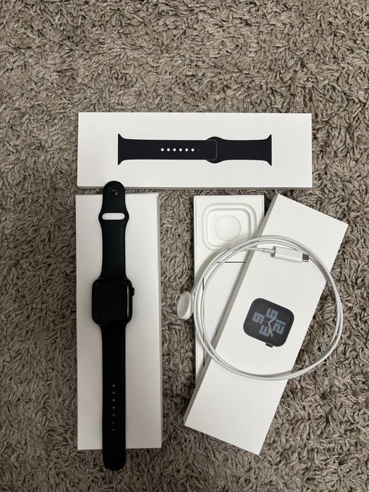 Vând Apple whatch SE gen 2 44mm M/L