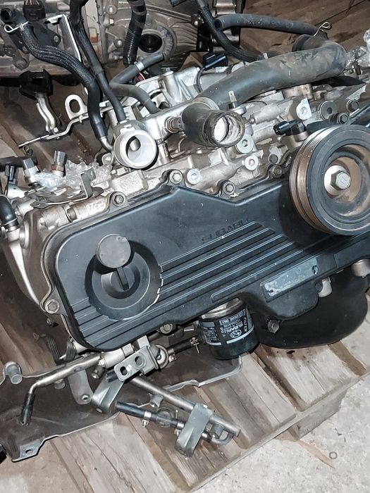 Двигатель  Ei203 на Subaru Forester  .