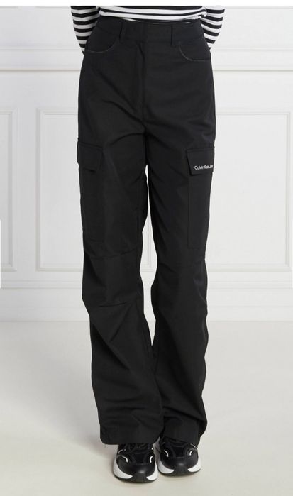 НОВ Дамски панталон Calvin Klein size S висока талия