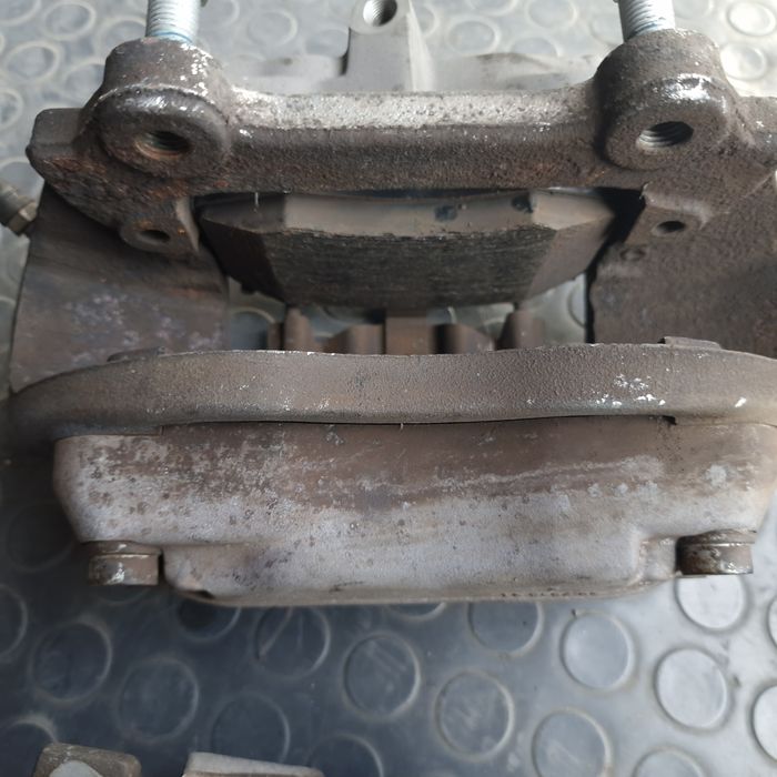 Комплект спирачни дискове и апарати за Mercedes SL(R230)