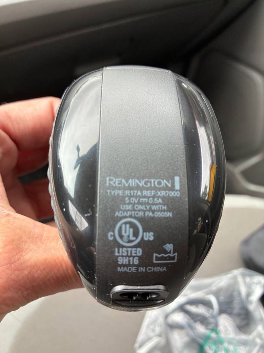 Продам машинку для стрижки волос REMINGTON