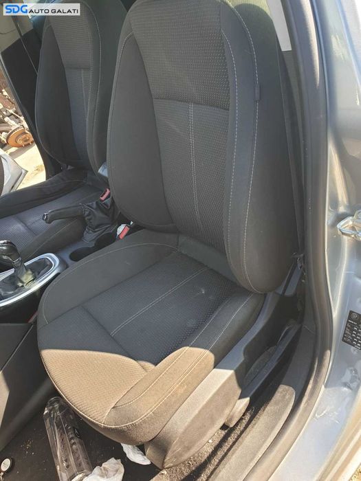 Interior Textil Fara Incalzire Scaune Fata Stanga Dreapta Bancheta Cu Spatar Opel Astra J Break Combi Caravan 2009 - 2015 [C3199] [C3200] [C3201]