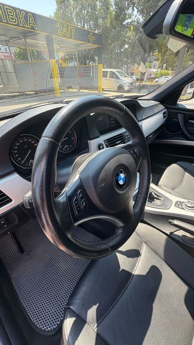 BMW 330 xd 2010 270к.с. Сменени Вериги, Дюзи и ГНП xdrive автомат LED