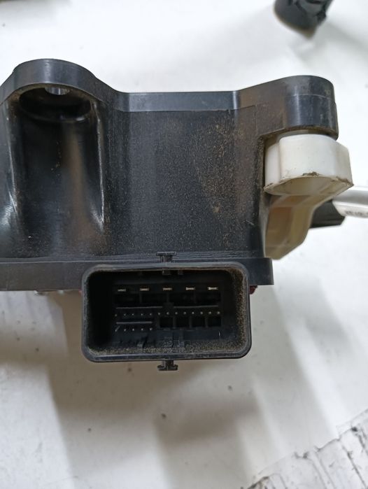 Modul De Control Frana De Mana Peugeot 508 8D_ 2010 - > Hdi Rhh (Dw10C