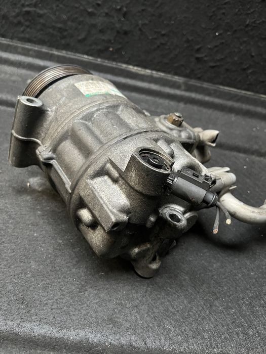 Compresor AC/ clima 2.0 Skoda/Audi/Wolkswagen/ Seat cod: 1K0 820 803 S
