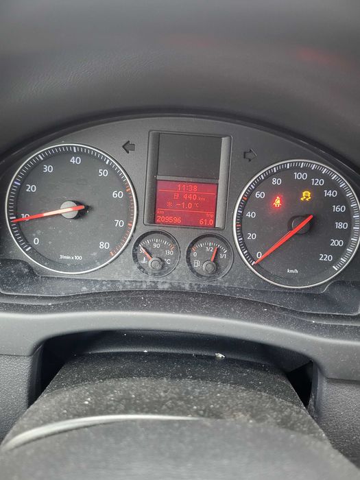 Volkswagen Golf Plus
Миниван
VW Golf Plus 1.4