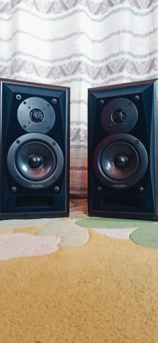 Boxe Technics SB - M300 M2/MK2 si boxa centru Tannoy SENSYS C
