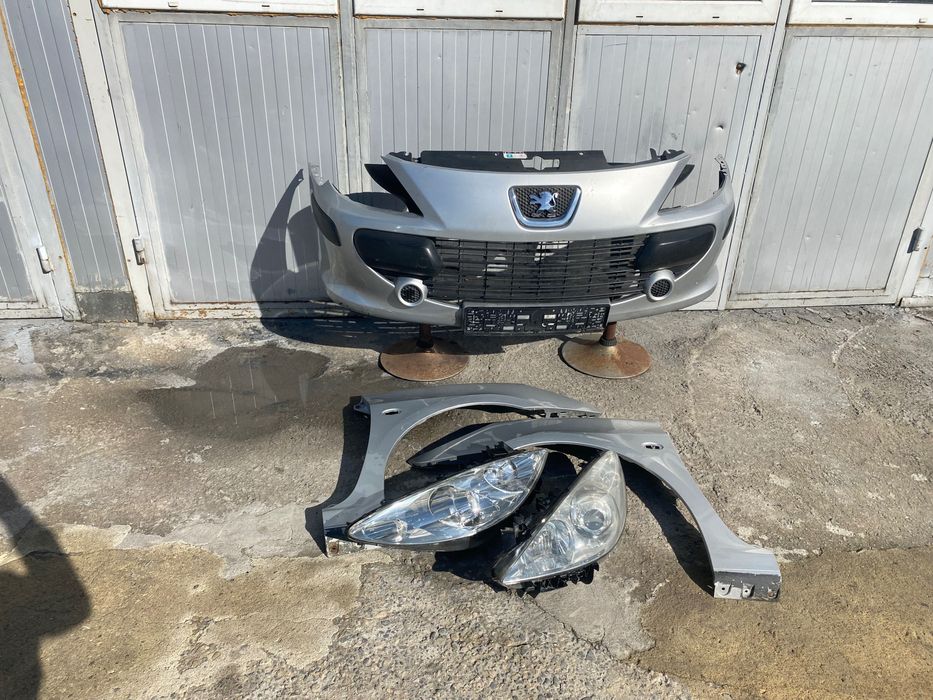 Продавам Пежо 307СС фейст лифт