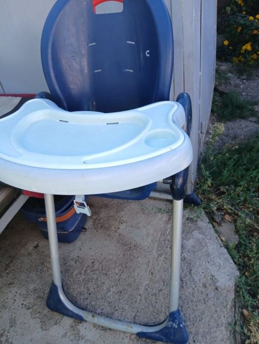 Продам детские стульчики