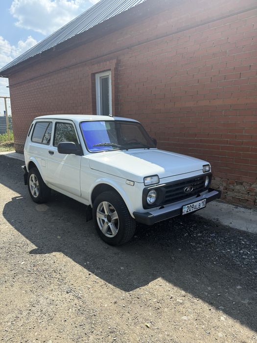 Продам ниву свежая