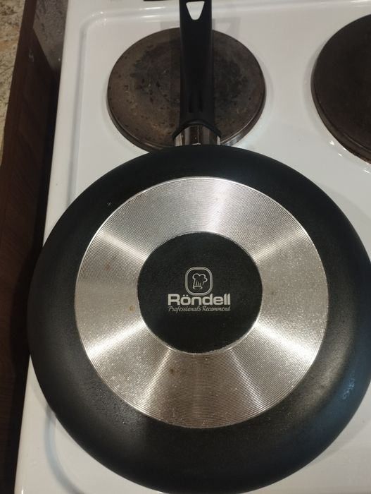 Продам сковороду