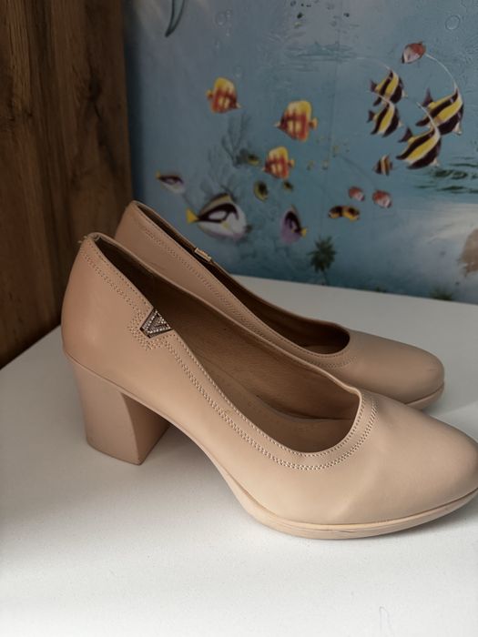 Продам туфли в хорошем состояние