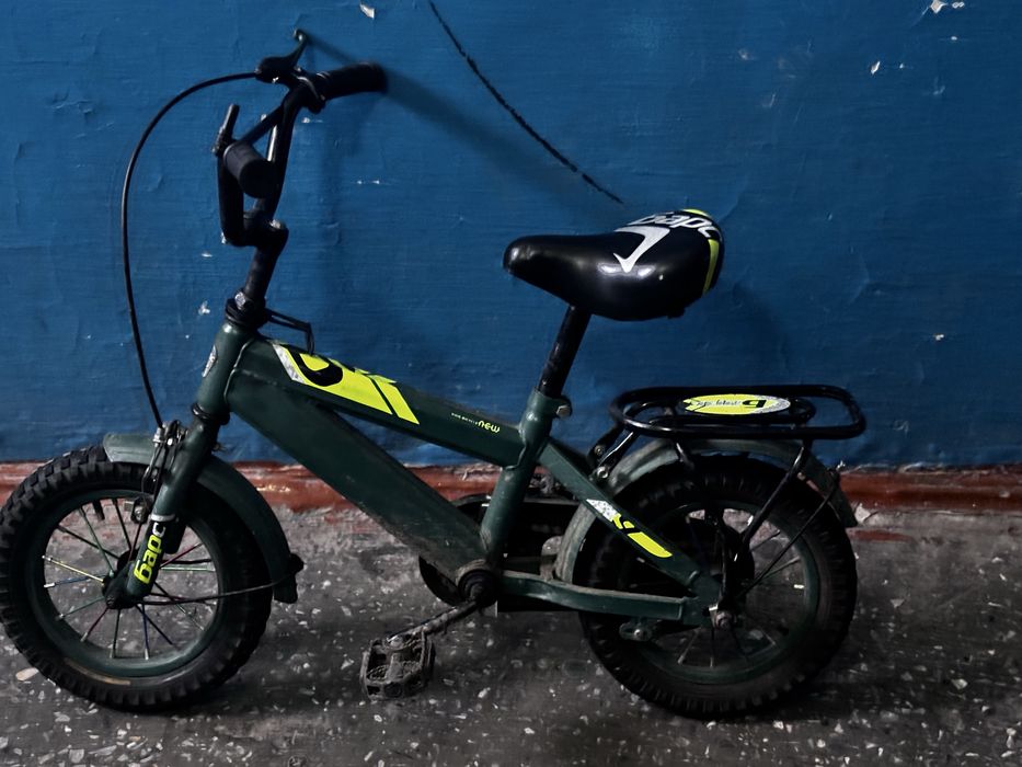 Продам детский велосипед,качество хорошее,,ФИРМА-БАРС,двухколесный,