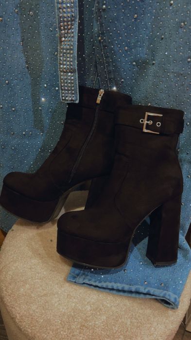 Боти на платформа н.39