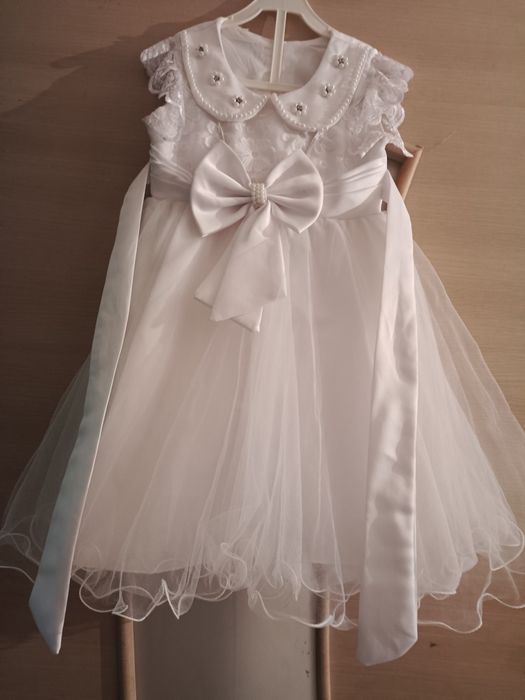 Продаю нарядное платье