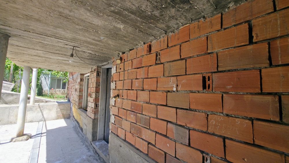 Продава се Къща в с. Драговищица, Област Кюстендил - 186 кв.м за 242 €/кв.м - Снимка #10