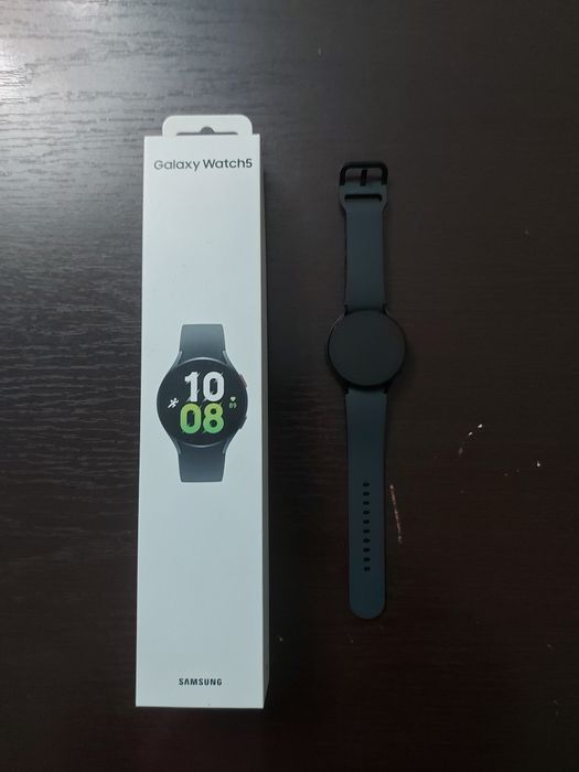 Смарт часы Galaxy Watch 5