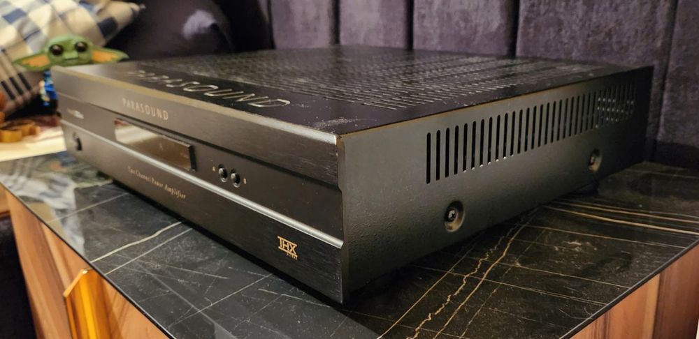 Amplificator Parasound Classic Model 2125 V2 THX