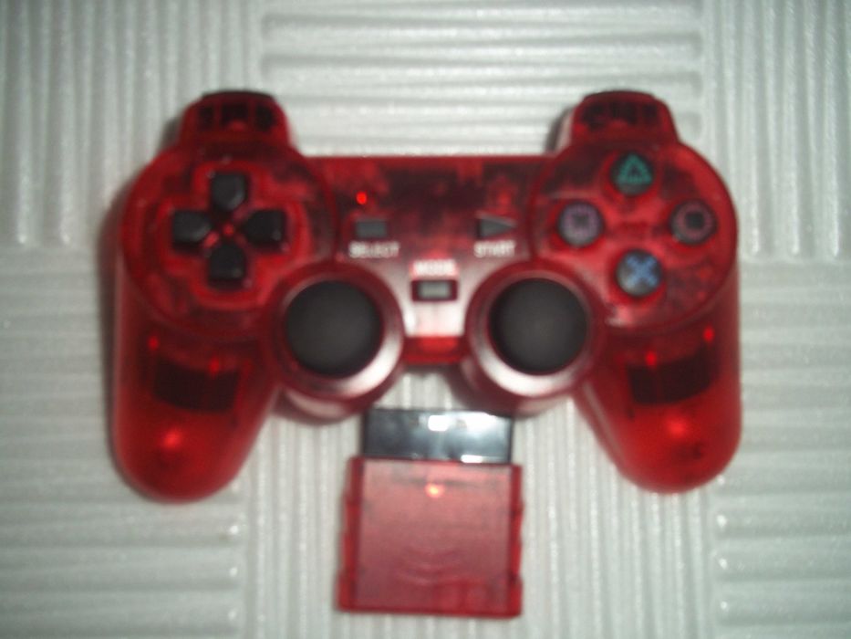 Продаётся новый беспроводной джойстик (геймпад) для Sony PS 2