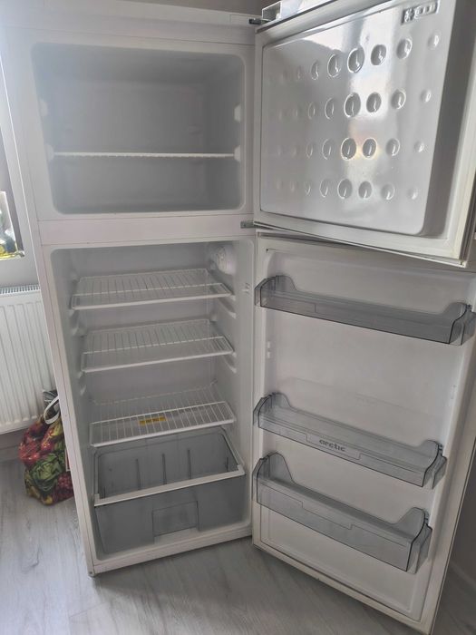 Frigider cu 2 uși