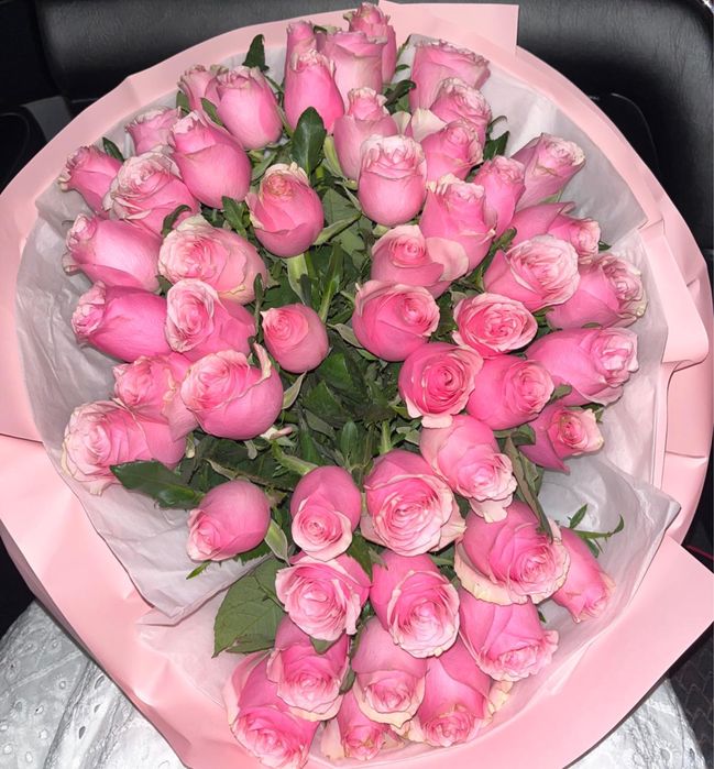 Свежие розы 51 штук