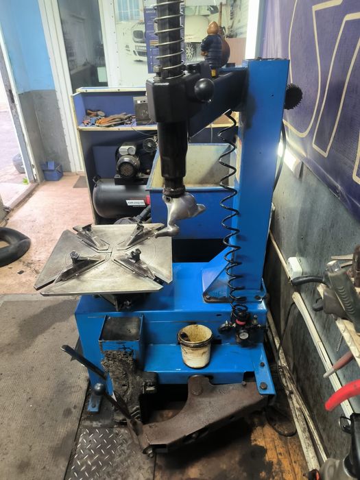 Шиномантажный станок Sivik