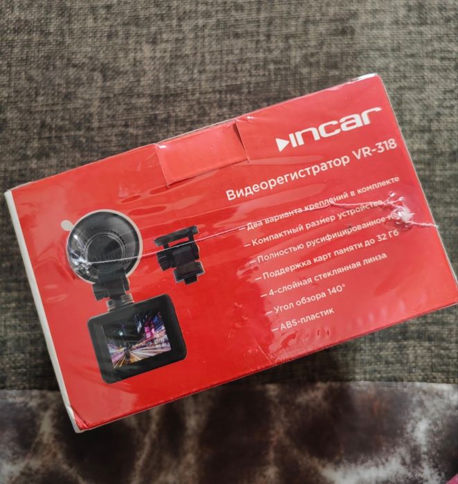 Видеорегистратор Incar vr-318, новый
