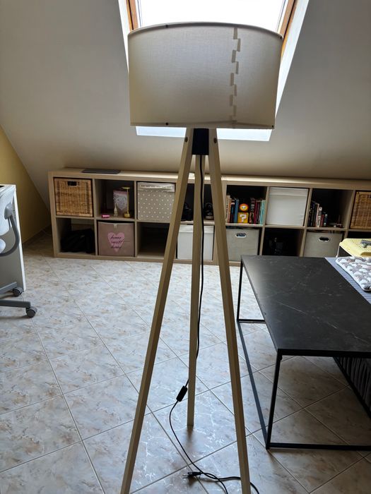 Бежов лампион, нов