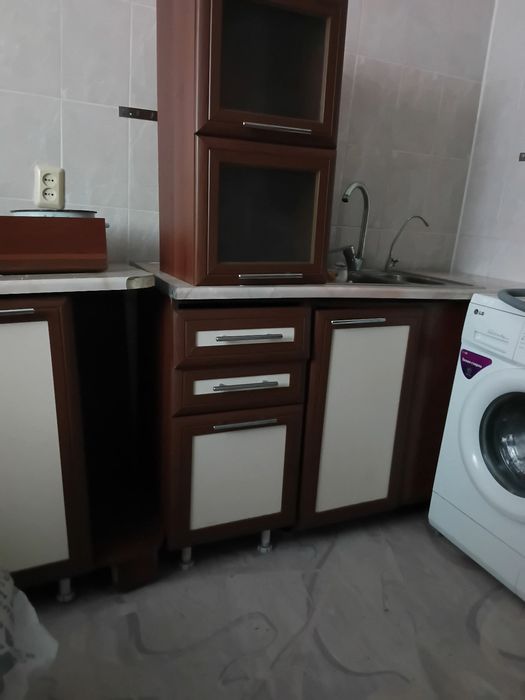 Продам кухонный гарнитур б у