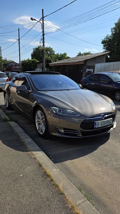 Tesla Model S 85 – 400 CP – Autonomie  430 km!