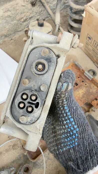 Запчасти мерседес w116 w123 и другие