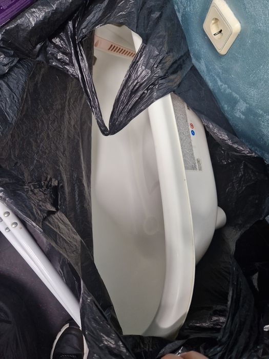 Вана със стойка, помпа за кърма, обиколник и др.