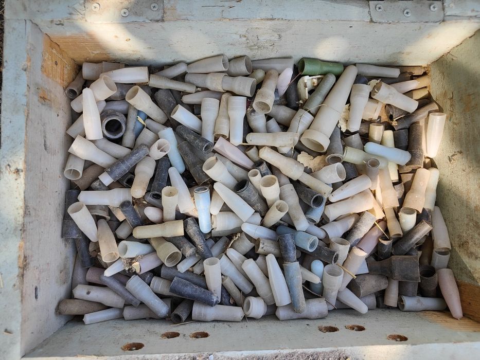 Колпачки пласмассовые электрика