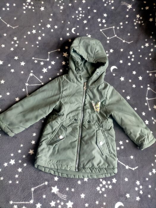 Продам куртки на девочку осень и зима