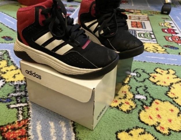 Adidas детски маратонки