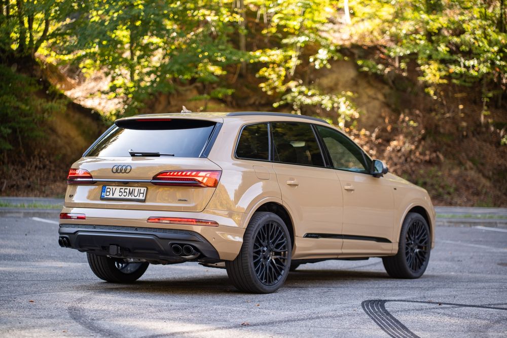 AUDI Q7 2025 — imagine 3