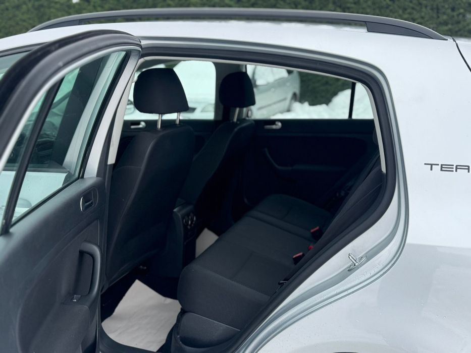 Vând Golf 6 Plus 2.0Diesel Euro 5