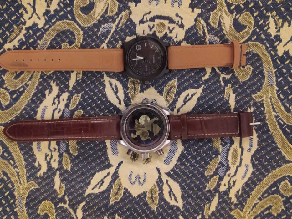 Два часовника за 60 лева