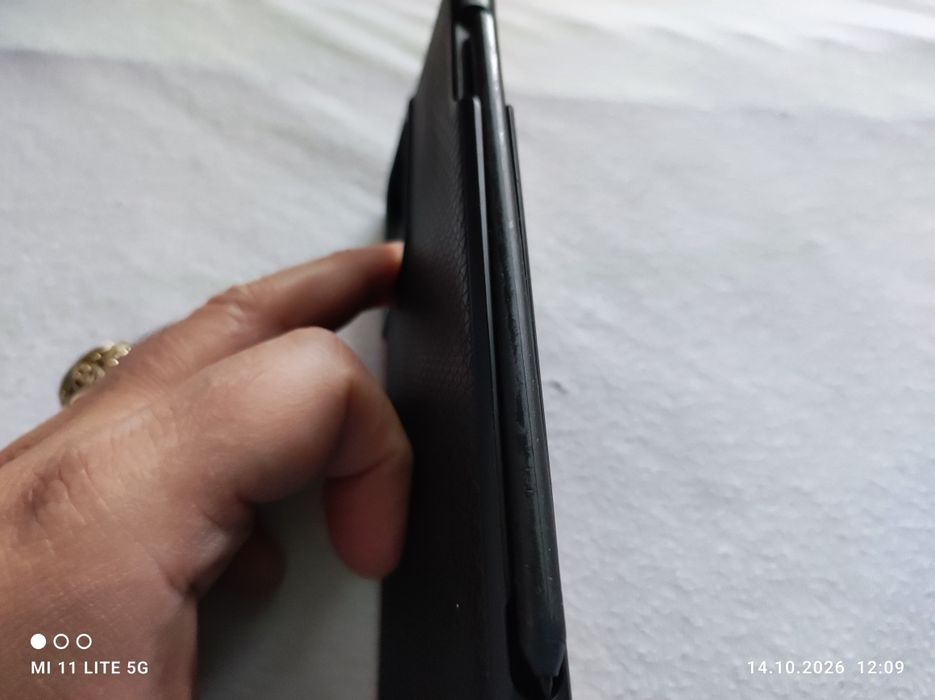 Spigen Liquid Air Pen Edition оригинален кейс