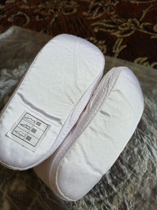 Новые пинетки на малышку