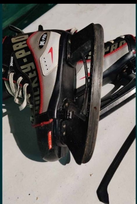 Patine gheata Hokey‑Pro marimea 36‑38 stare foarte buna