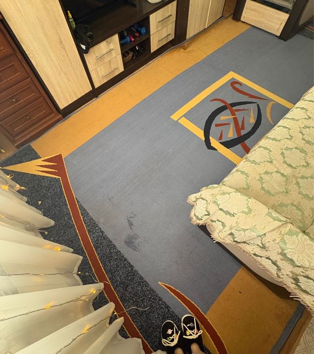 Продам ковер бу. Размер 3/4.