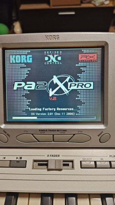 Korg paX2  работи перфектно