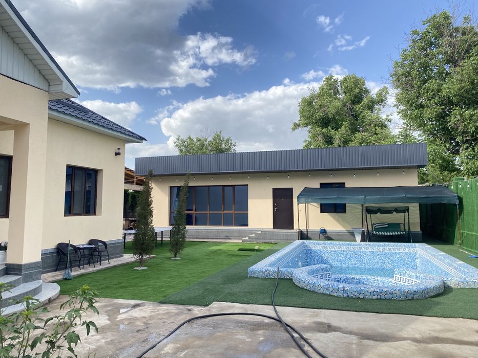 Сдается коттедж за сутки 80000