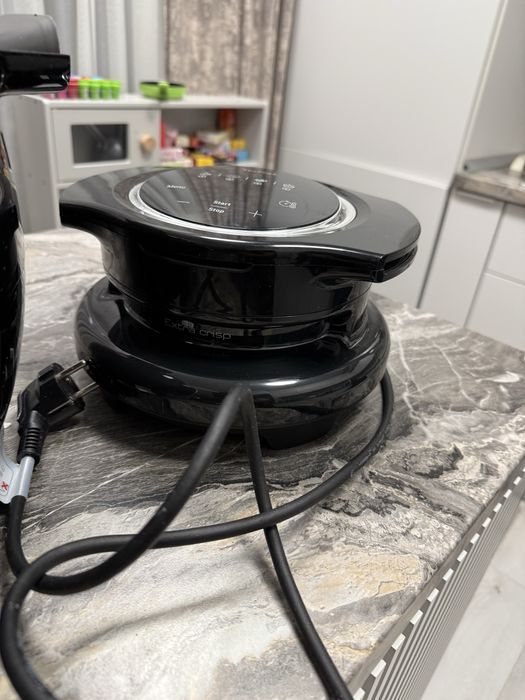 Tefal cook4me cu Extra Crisp si accesorii de copt